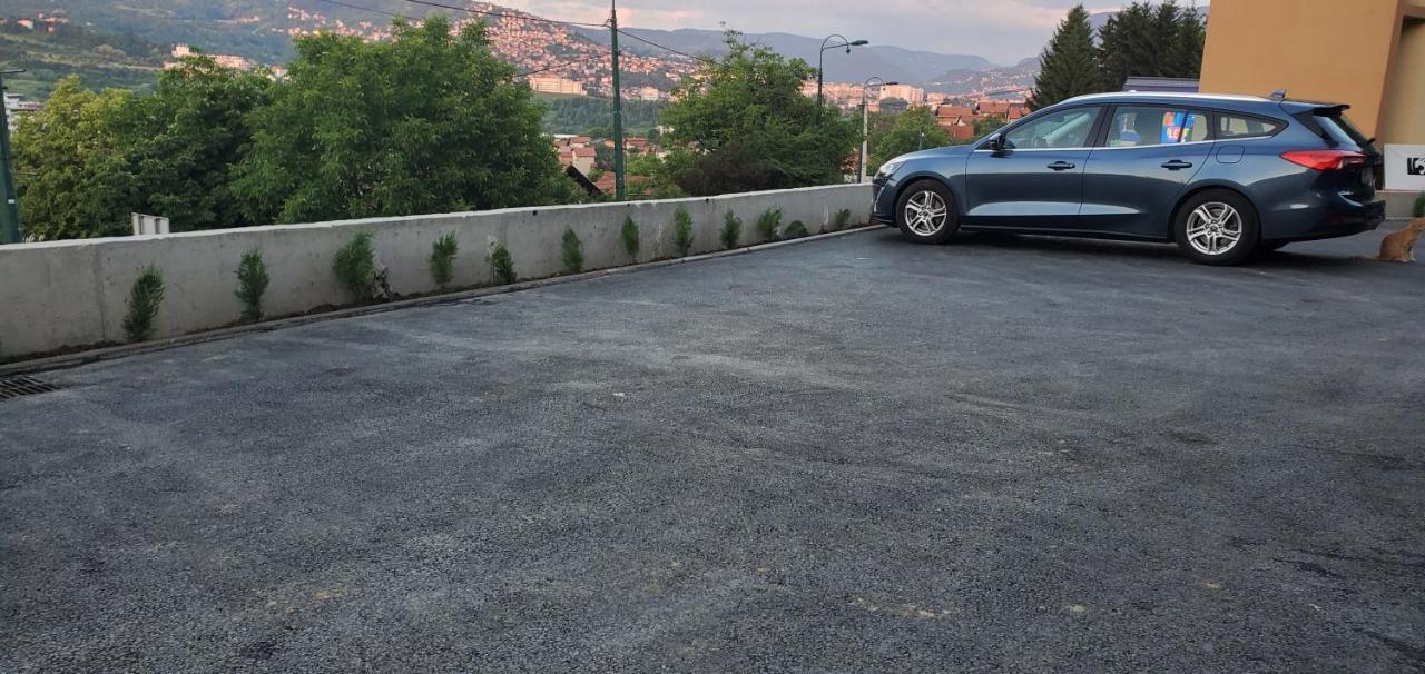 Sleep And Drive Suites Σαράγεβο Εξωτερικό φωτογραφία